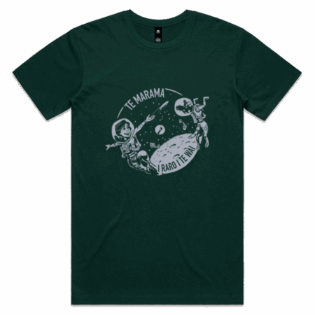 Frisbee Moon Te Reo Tee